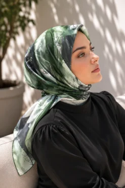 Pastel Flower Pattern Scarf Series Green