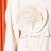 Pleated Swirl Shirt Beige – Bild 4