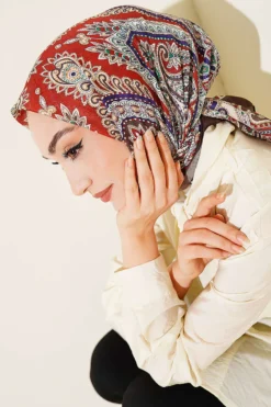 Alternative view of Retro Pattern Elegance Scarf Brown