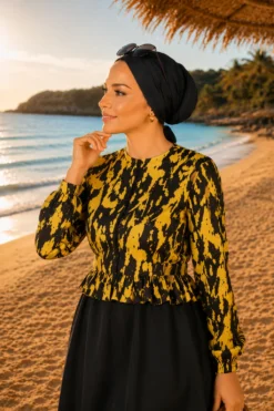 Alternatieve weergave van Three-Piece Swimsuit Set with Ruffle Waist and Zip Detail Yellow