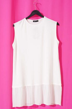 منظر بديل لـ Tulle Pleated Undergarment Ecru