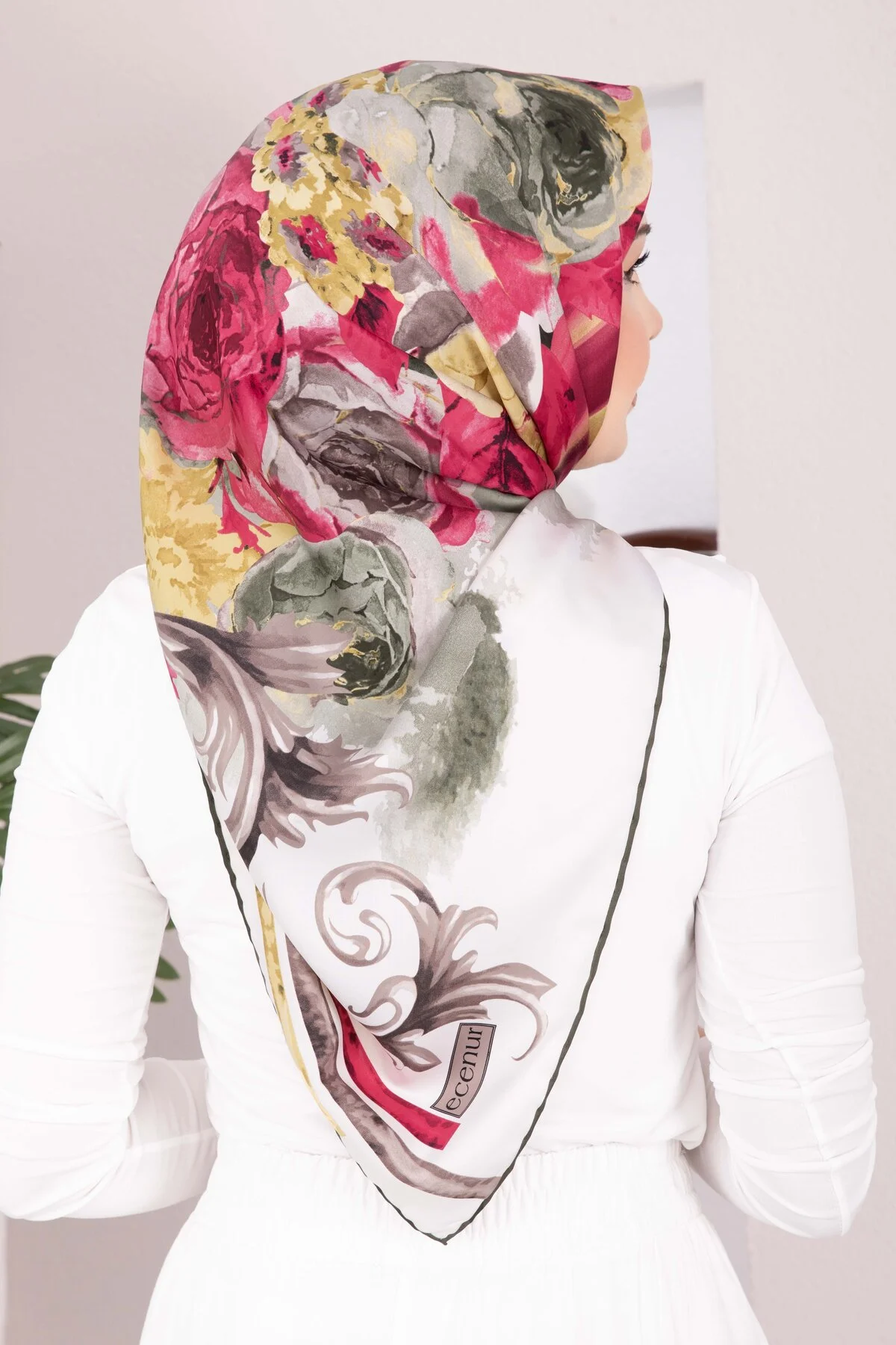Vintage Rose Pattern Scarf Series Khaki - Image 4