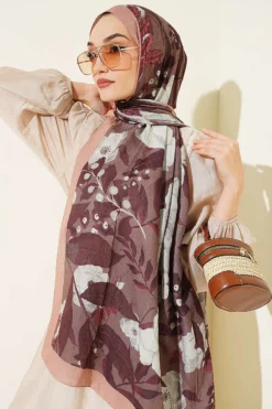 Alternative view of Liva Modal Krash Shawl Camel