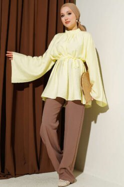Alternative view of Pleated Collar Relaxed Tunic Yellow