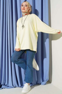 Vue alternative de Batwing Basic Tunic Yellow