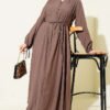 ⁦Half Brit Buttoned Ribbed Dress Brown⁩ - الصورة ⁦2⁩