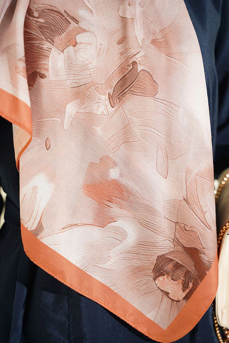 120 cm Pastel Floral Scarf Camel - immagine 4
