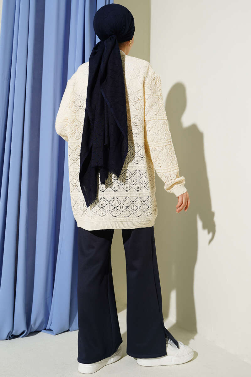 Diamond Pattern Openwork Knit Cardigan Beige - Imagen 3