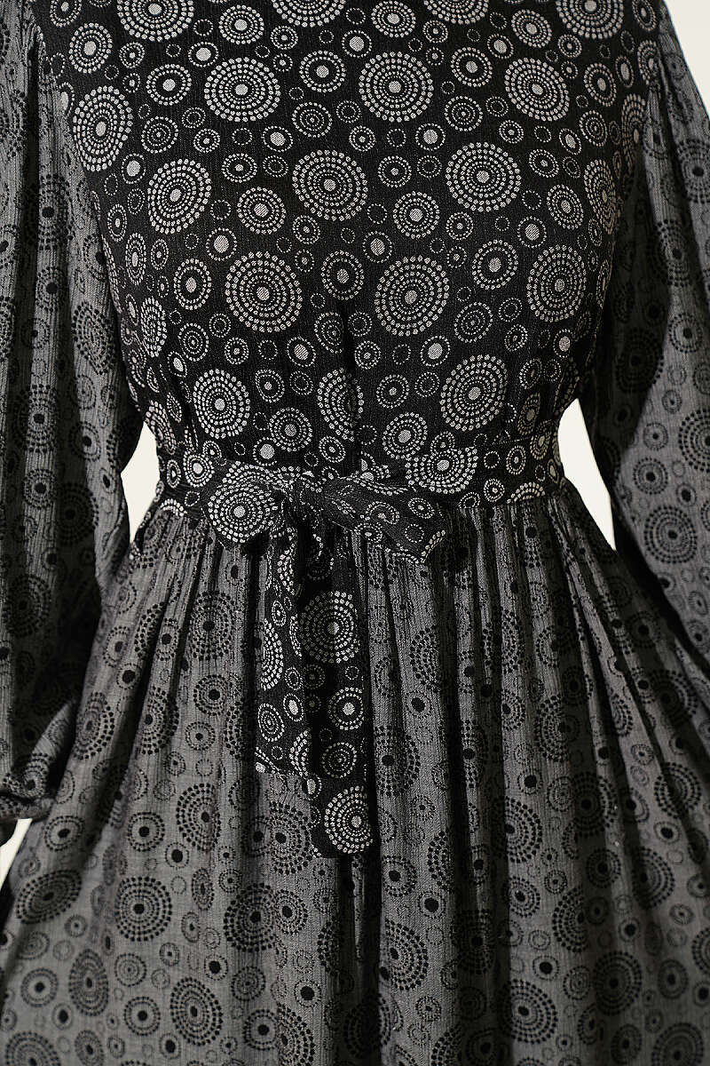 Balloon Sleeve Ruffled Gathered Dress Black – Image 4