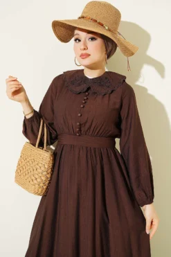Vista alternativa de Baby Collar Ankled Cuffed Dress Brown