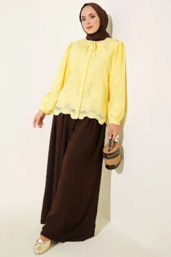 Alternative view of Embroidered Detail Peter Pan Collar Shirt Yellow