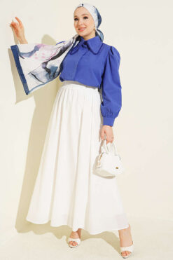 Alternative view of Short Blouse with Baby Collar and Lace Details Violet