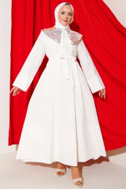 Alternatieve weergave van Belted Dress with Baby Collar and Inner Layer Ecru