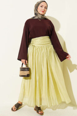Alternative view of Gathered Waist Detail Hem Edge Skirt Hazel