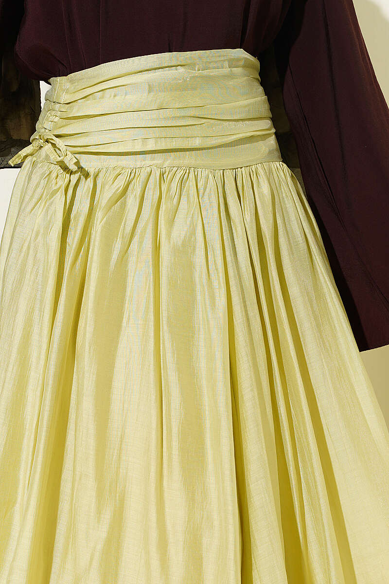 Gathered Waist Detail Hem Edge Skirt Hazel – Image 4