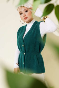 Belted Ribbed Knit Vest Emerald