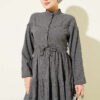 ⁦Belted Buttoned Tree Bark Dress Smoke⁩ - الصورة ⁦2⁩