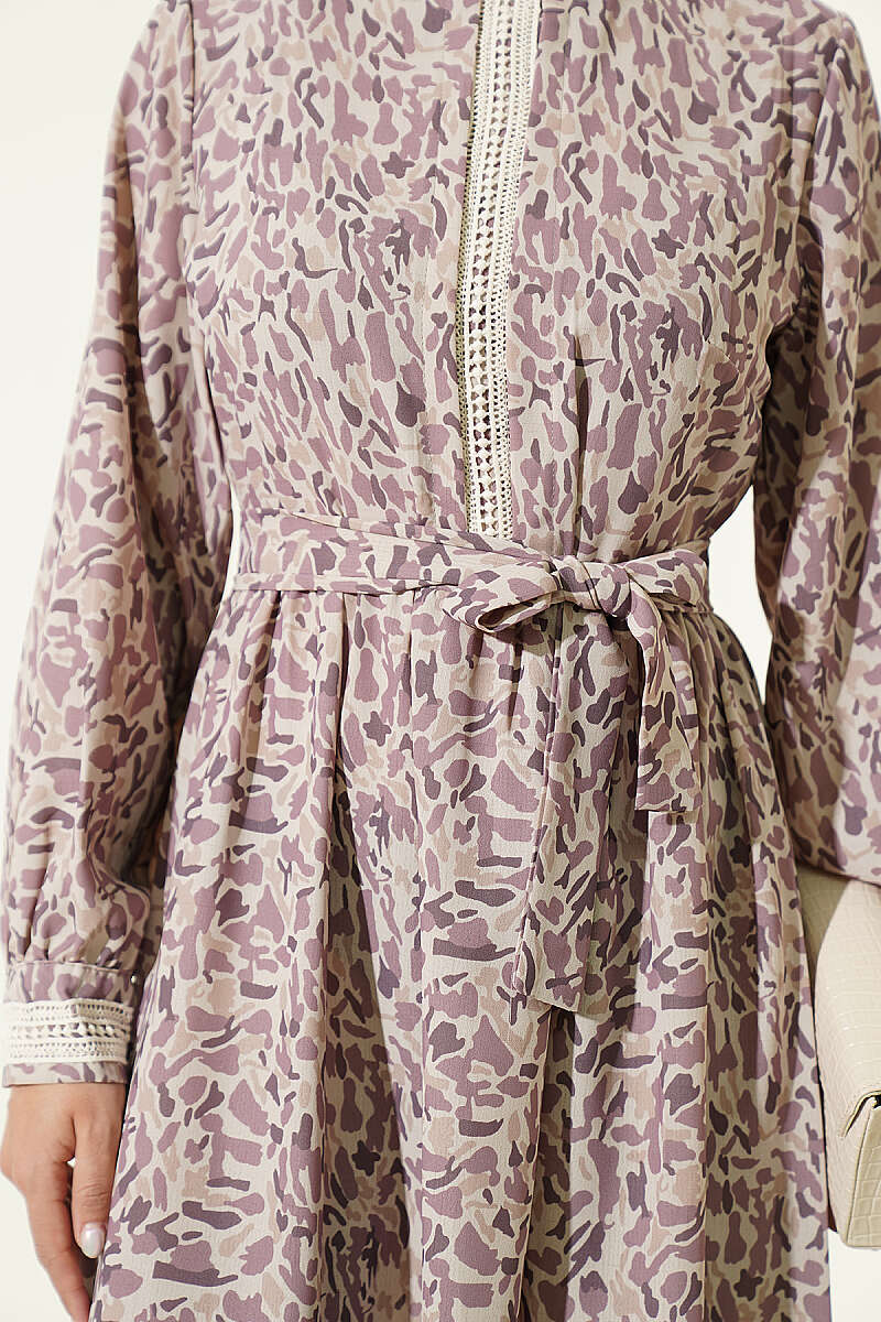 Ankle-Length Dress with Lace Detail Lilac – Bild 4