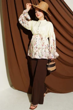 Alternative view of Floral Print Shirt with Cuffed Sleeves Yellow