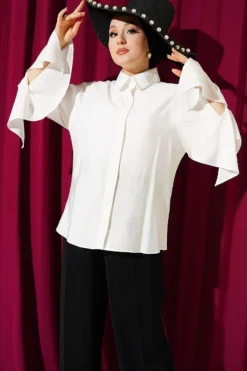 Ankle-Slit Hidden Button Shirt Ecru