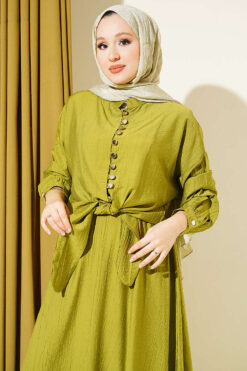 Alternative view of Two-Piece Set Oil Green