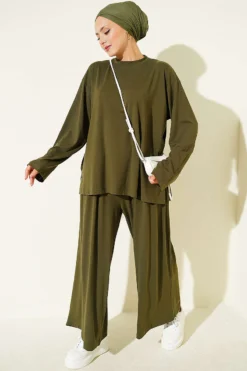 Basic Two-Piece Set Khaki