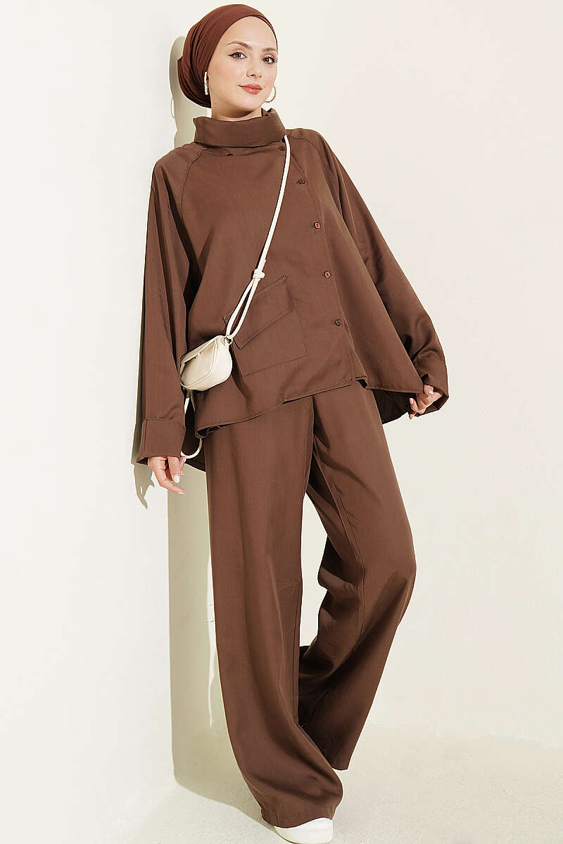 Cross-Front Buttoned Two-Piece Set Brown