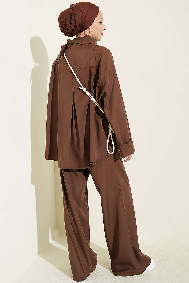 Cross-Front Buttoned Two-Piece Set Brown – Image 3