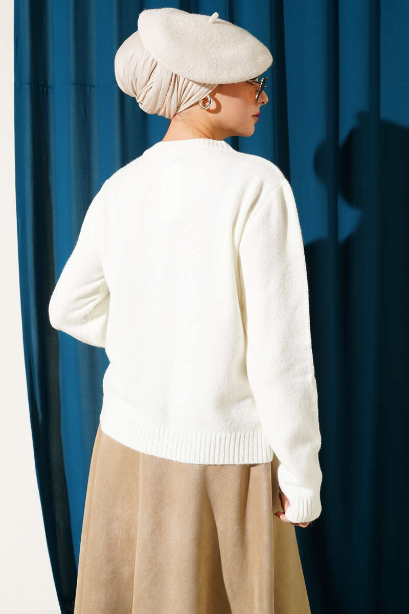 Floral Embroidered Short Knit Cardigan Ecru - الصورة 3