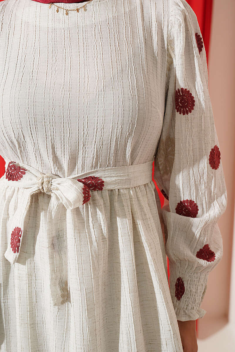 Floral Embroidered Detail Dress Rose Dust - الصورة 4
