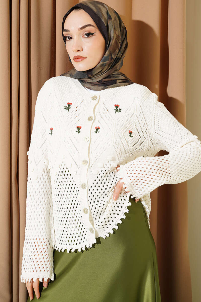 Floral Embroidered Button-Up Short Knit Cardigan White
