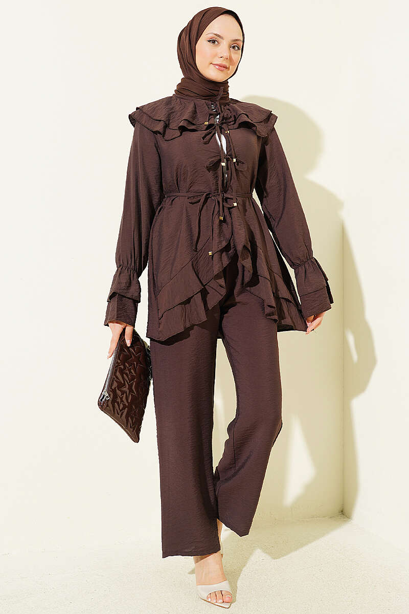 Double Collar Tied Two-Piece Set Brown