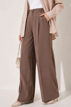 Buttoned Pleated Detail Palazzo Pants Mink
