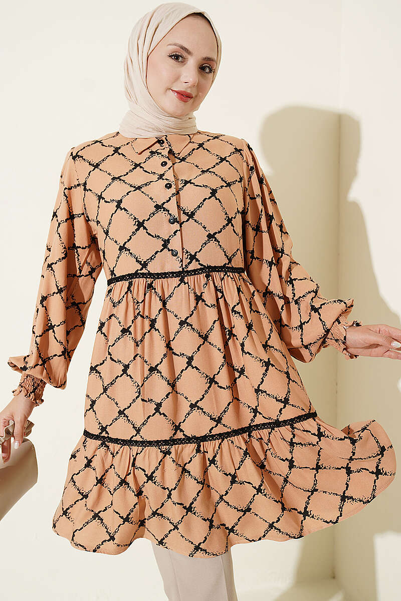 Lace-Detail Waistband Tunic Camel