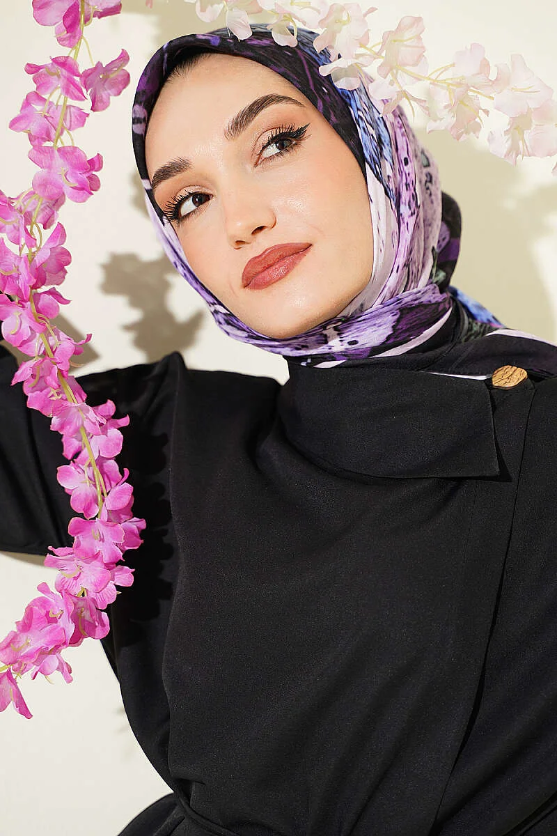 Printed Ayda Bamboo Crepe Scarf Black