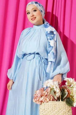 Alternative view of High Neck Piece Detailed Three-Layered Skirt Two-Piece Set Baby Blue