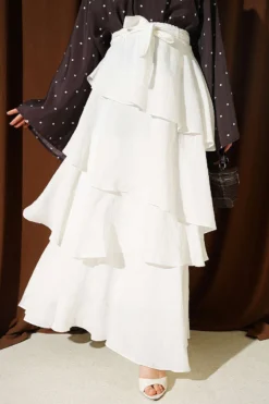 Ruffled Waistband Detail Chiffon Skirt with Hem Edge Ecru