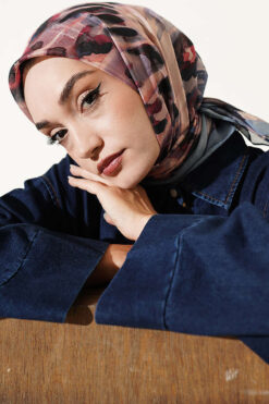Alternative view of Brushed Pattern Soft Scarf Blue