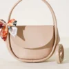 ⁦Magnetic Oval Bag with Scarf Beige⁩ - الصورة ⁦2⁩