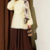⁦Rose Brooch Detailed Waist-Tie Tunic Yellow⁩ - الصورة ⁦2⁩