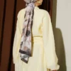 ⁦Rose Brooch Detailed Waist-Tie Tunic Yellow⁩ - الصورة ⁦3⁩