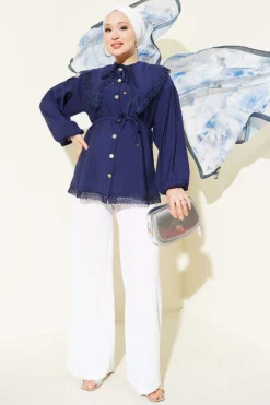 Alternative Ansicht von Lace Detail Ankle-Banded Shirt Navy Blue