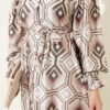 Geometric Pattern Satin Dress Beige – Bild 4