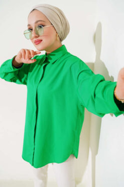 GREEN