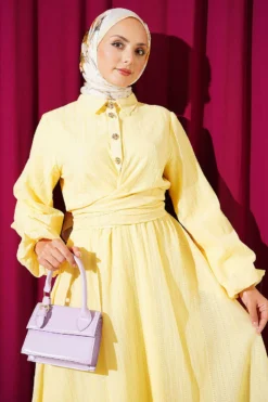 Vista alternativa de Buttoned Front Tied Skirt Set Yellow