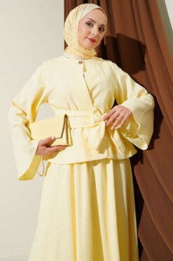 Alternative view of Two-Piece Set with Belted Hem Edge and Gold Buttons in Linen Yellow