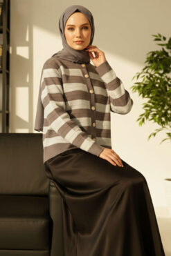 Alternative view of Buttoned Knit Short Cardigan Smoke