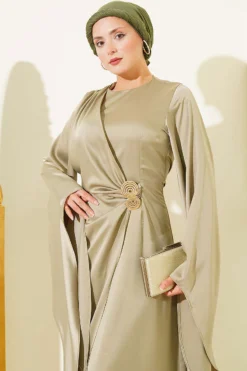 Alternative Ansicht von Wide Sleeve Satin Evening Dress with Gold Buckle Gold