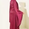 Wide Sleeve Satin Evening Dress with Gold Buckle Burgundy – Bild 3