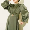 ⁦Satin Evening Dress with Gold Buckle Khaki⁩ - الصورة ⁦2⁩